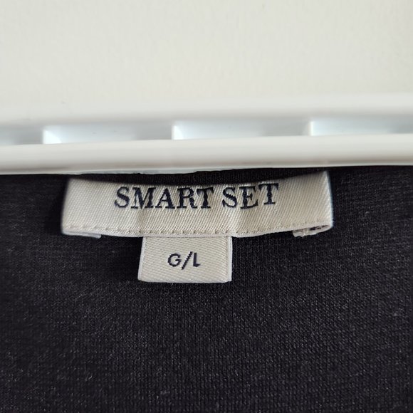 Smart Set Black Lace Shoulder Dress - Picture 4 of 4